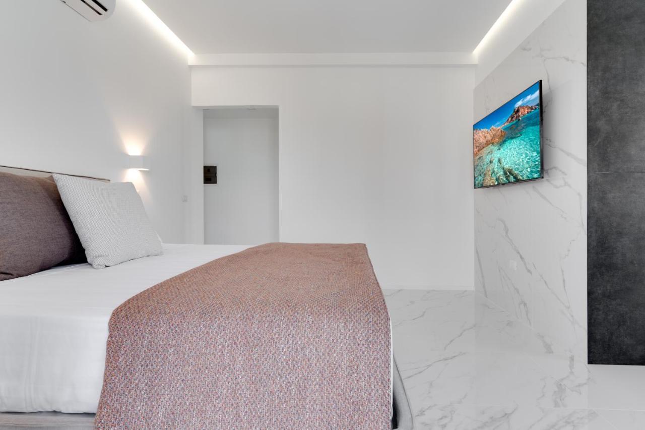 Caralis Suites Rooms Cagliari Ngoại thất bức ảnh
