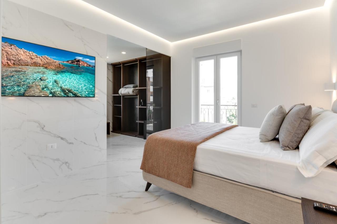 Caralis Suites Rooms Cagliari Ngoại thất bức ảnh