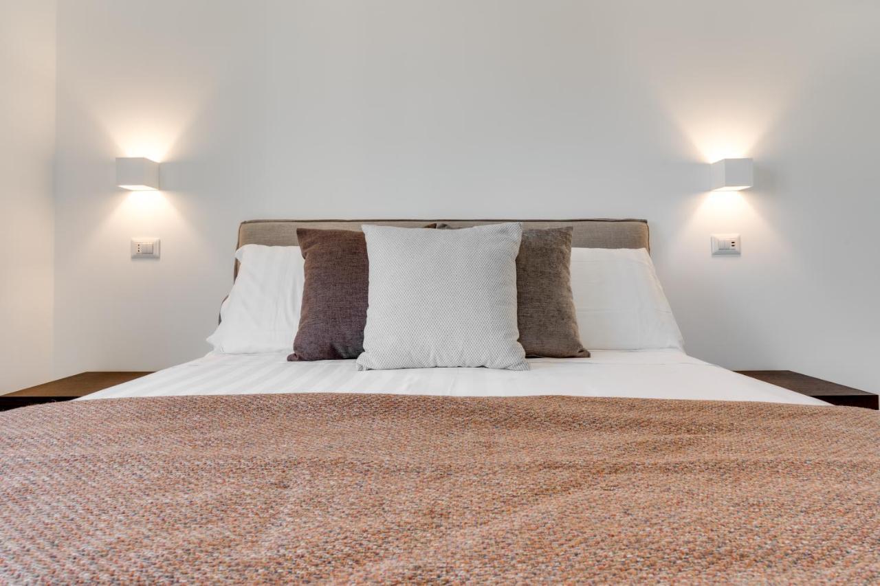 Caralis Suites Rooms Cagliari Ngoại thất bức ảnh